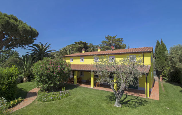 Villa il Pellicano - Photo 2